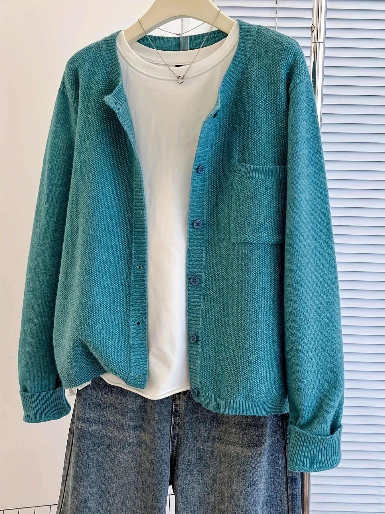 Women's Button-Front Pocket Cardigan Sweater – Casual Cozy Knit Open Layer for Autumn & Winter in 13 Colors
