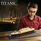 Titanic Ship Building Blocks 607 Pieces - Assembly Model Ship Construction Toy Set for Kids Boys and Girls, STEM Brick Puzzle Kit, Home Decoration Display Model, Christmas Birthday Gift