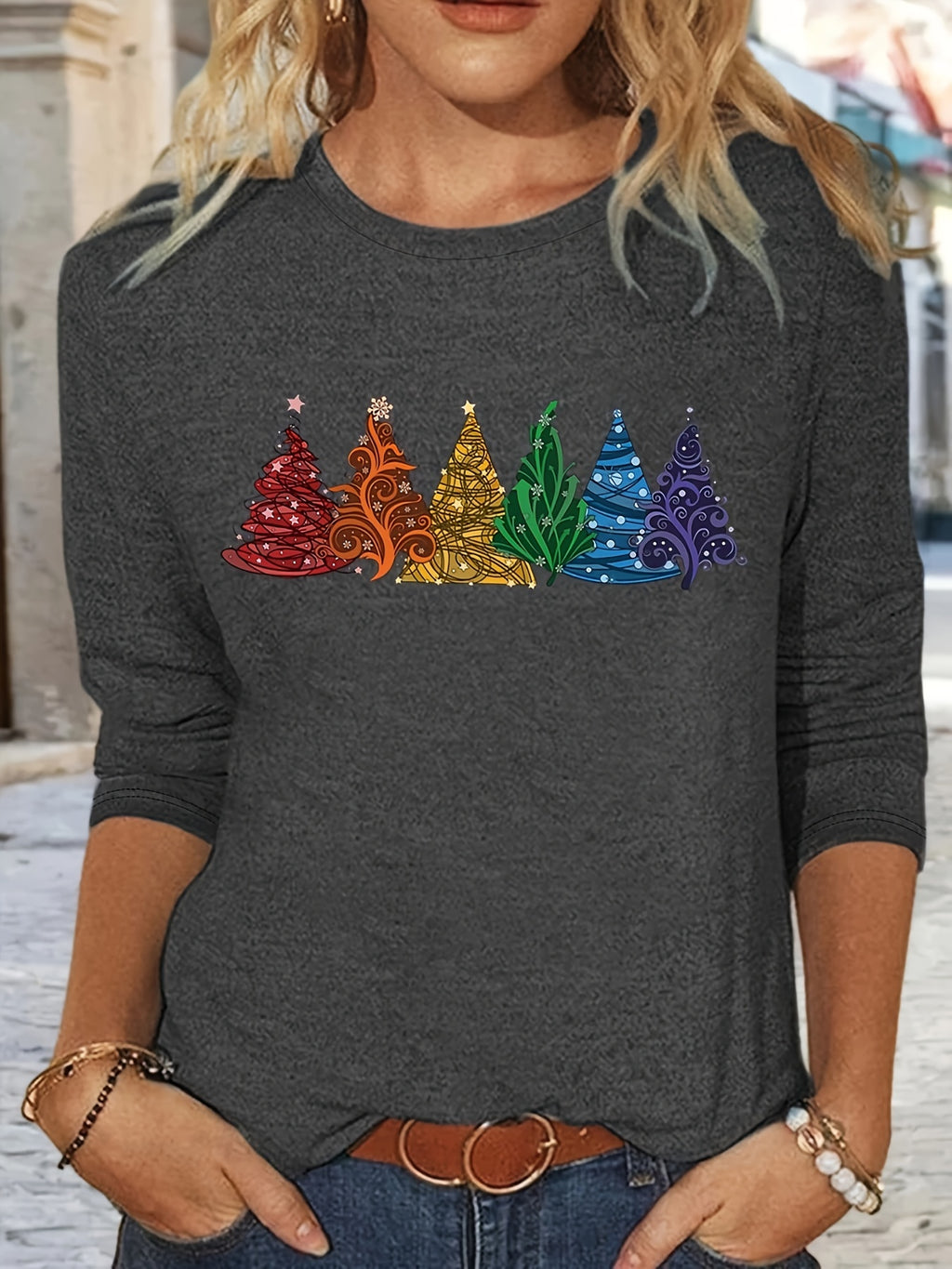 Christmas Tree Print Long Sleeve T-Shirt Women Crew Neck Loose Fit Casual Holiday Graphic Tee Soft Stretch Fabric S-XXL Machine Washable
