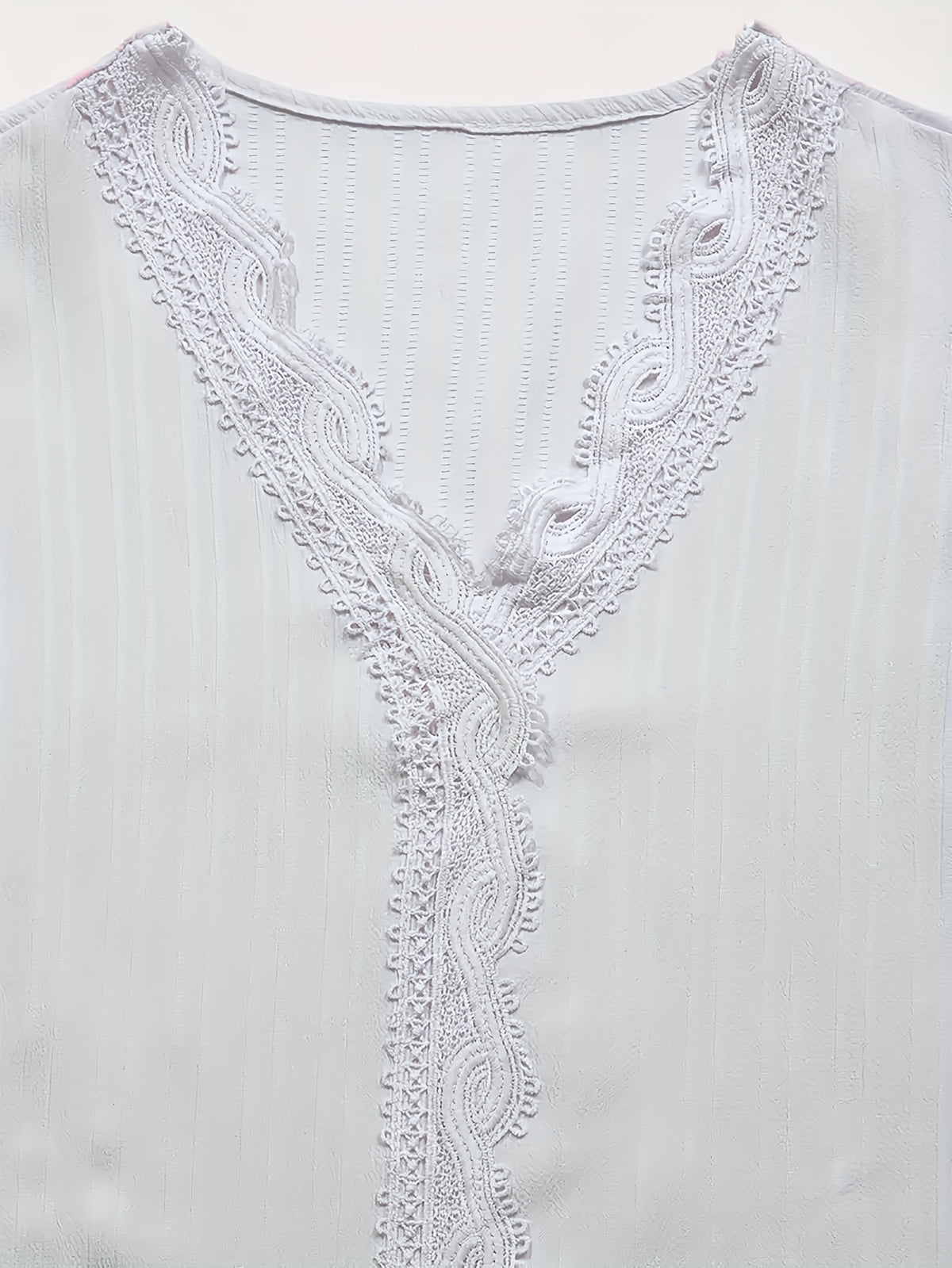 Women's Elegant Lace Texture V-Neck Short Sleeve Blouse Lightweight Breathable Spring Summer Casual Shirt Machine Washable White S-XXL